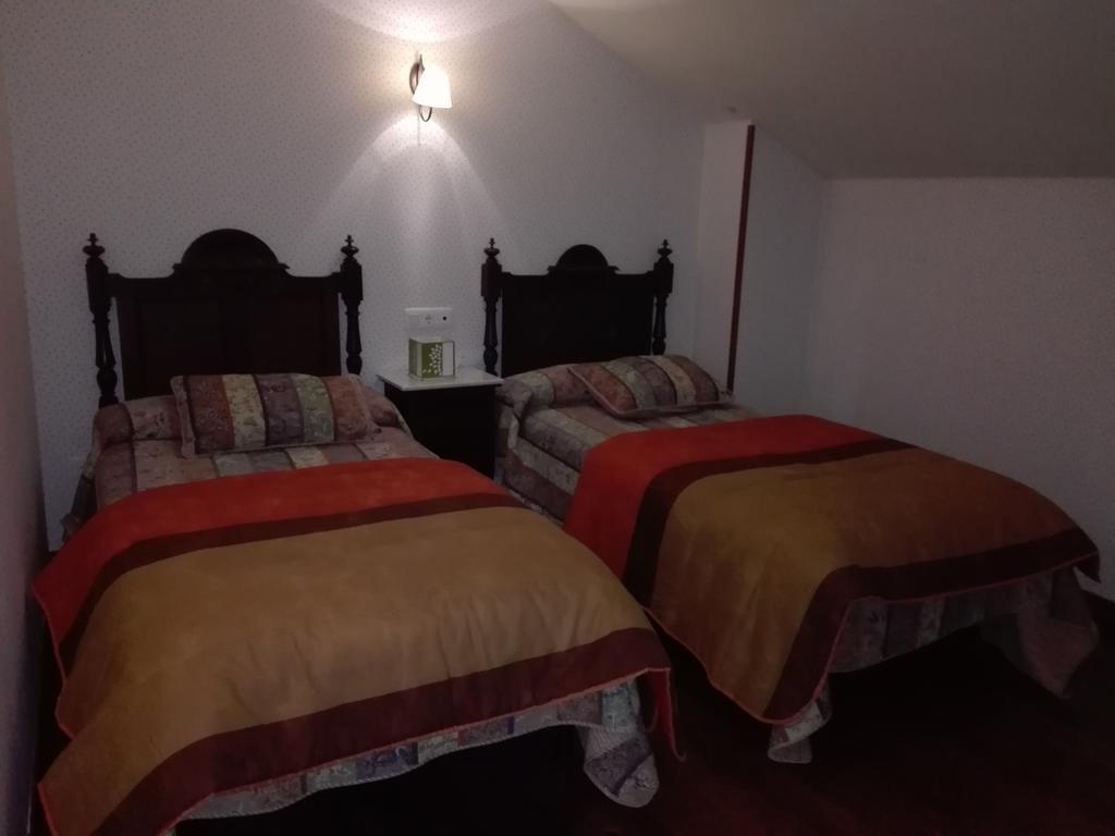 Casa Manoso Hotel Cea Buitenkant foto